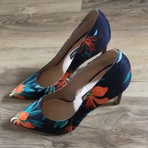 Nine West Tropical Print Heels